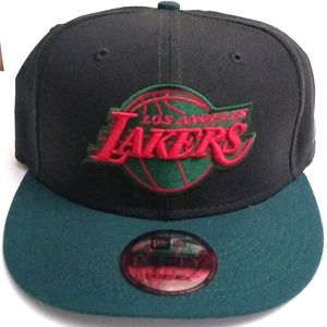 New Era Los Angeles Lakers NBA Snapback Hat